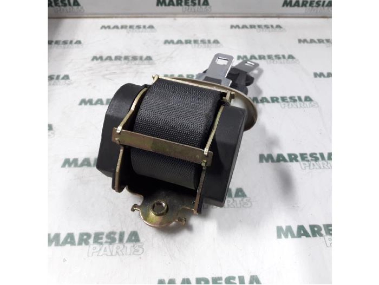 Renault - Megane Scenic - Rear seatbelt, centre