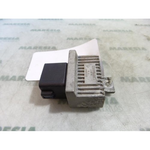 Renault - Megane Scenic - Glow plug relay