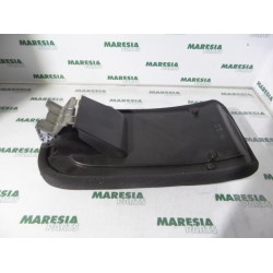 Renault - Megane - Armrest