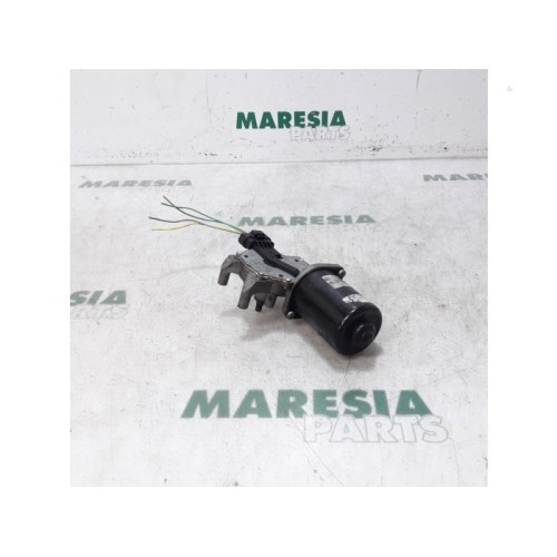 Peugeot - Expert - Front wiper motor