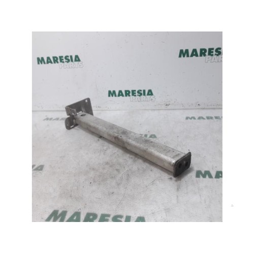 Citroen - C4 Grand Picasso - Subframe
