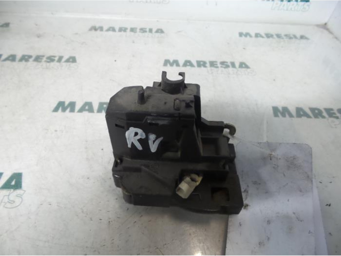 Renault - Megane Scenic - Front door lock mechanism 4-door, right