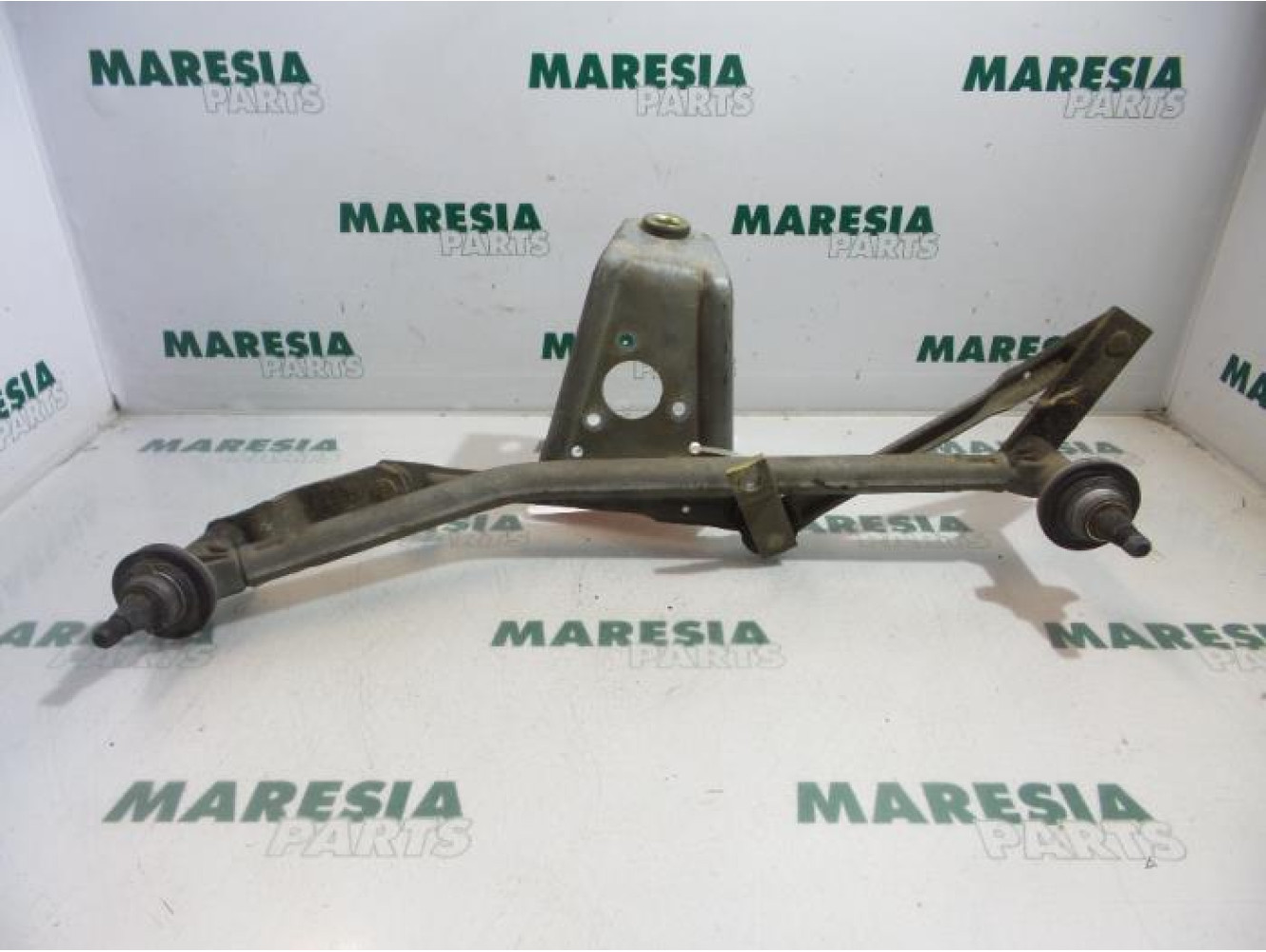 Peugeot - 206 - Wiper mechanism