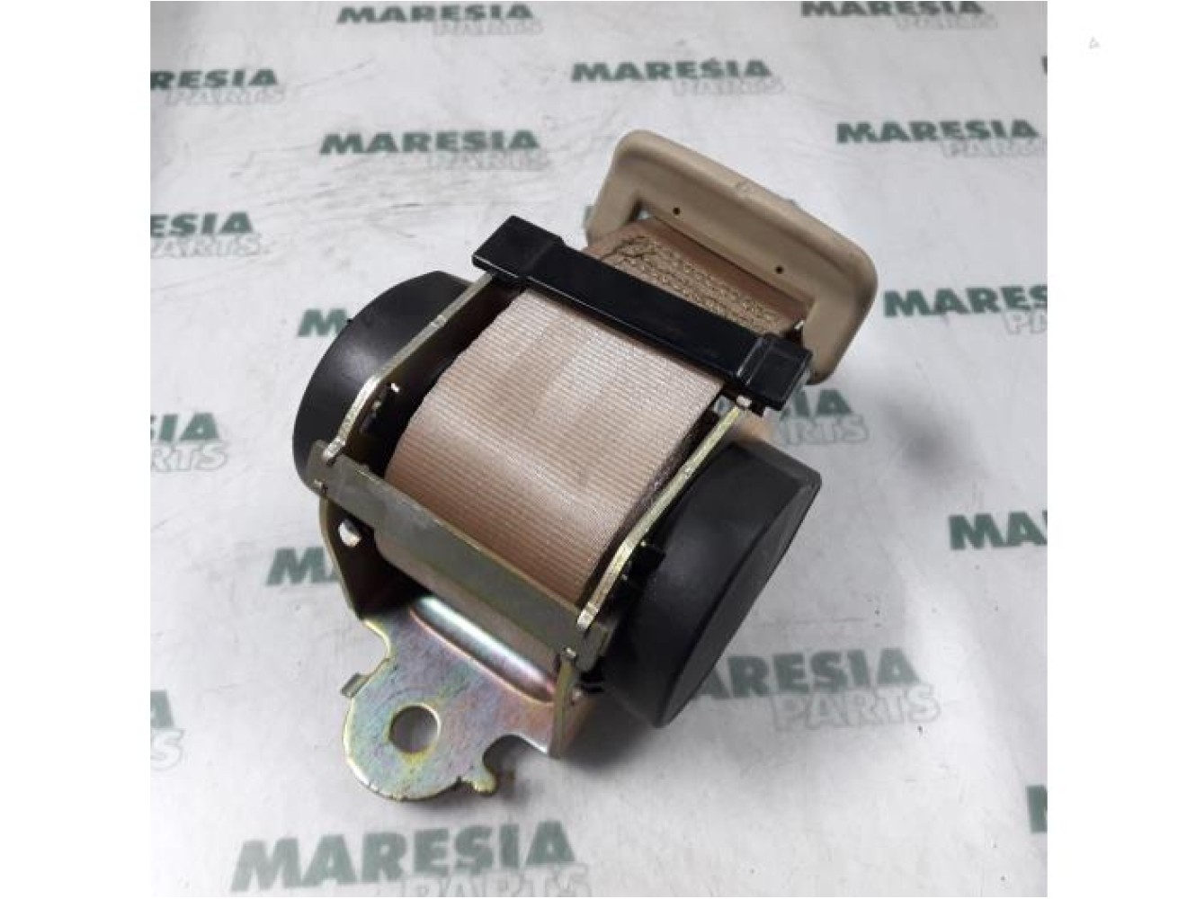Peugeot - 607 - Rear seatbelt, centre