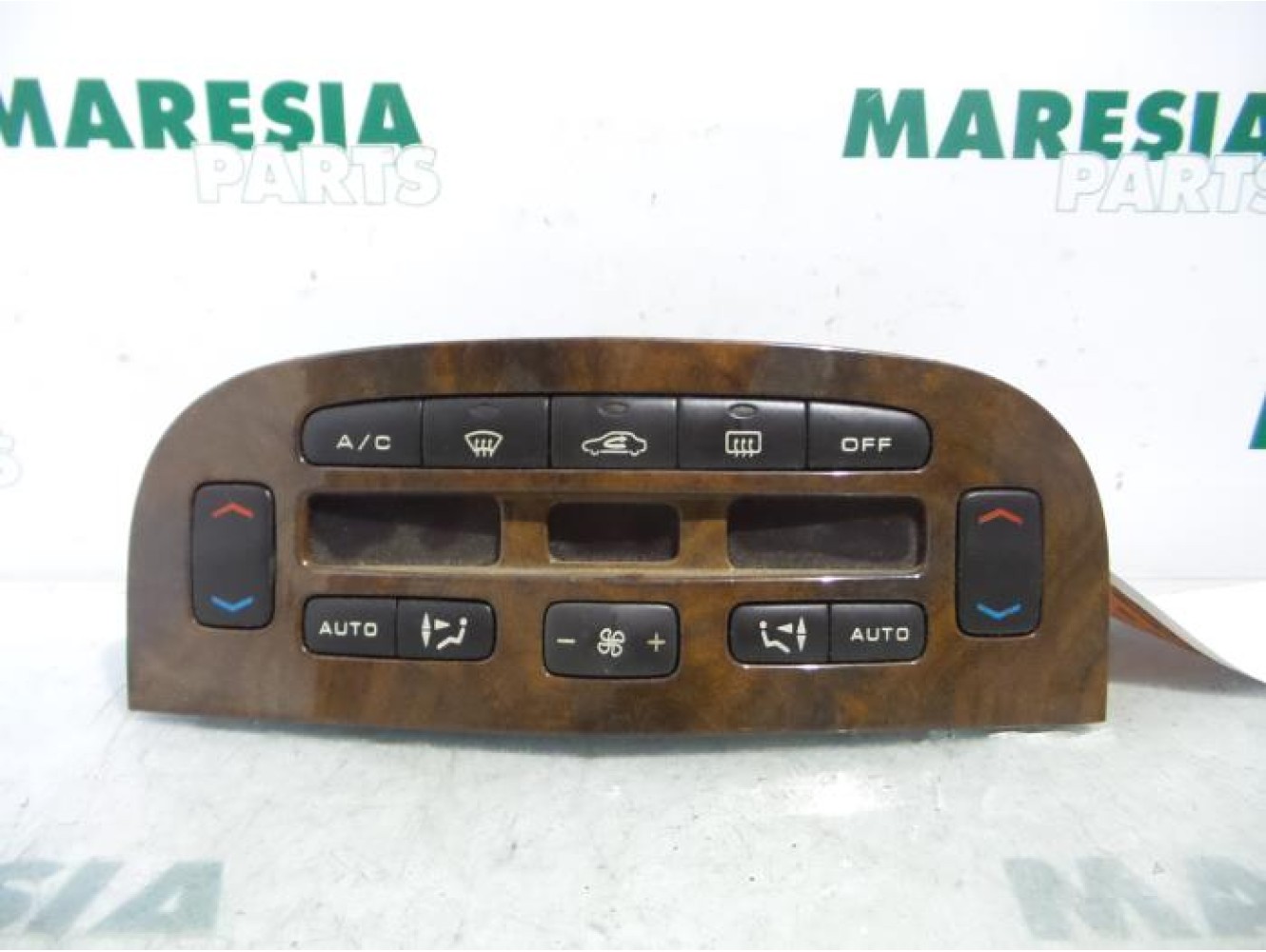 Peugeot - 607 - Heater control panel