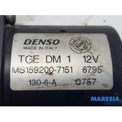 Fiat - Panda - Front wiper motor