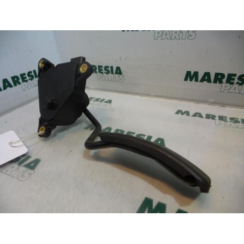 Renault - Megane Scenic - Throttle pedal position sensor