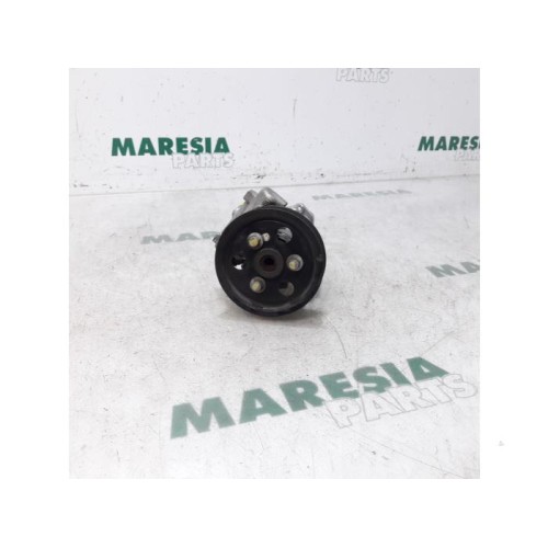 Citroen - C5 - Power steering pump