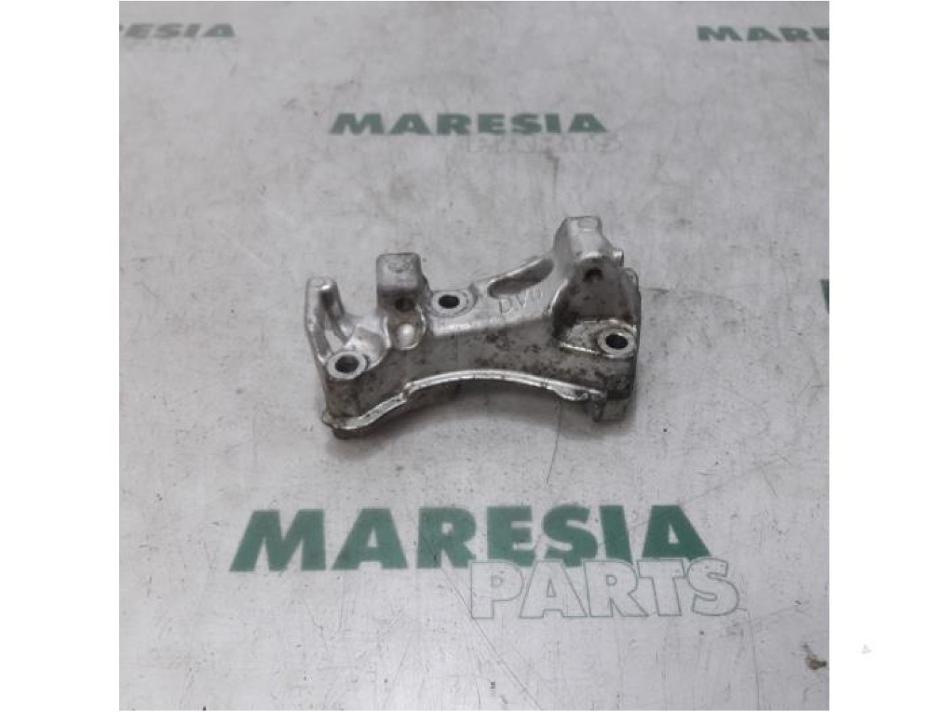 Citroen - Berlingo - Engine mount