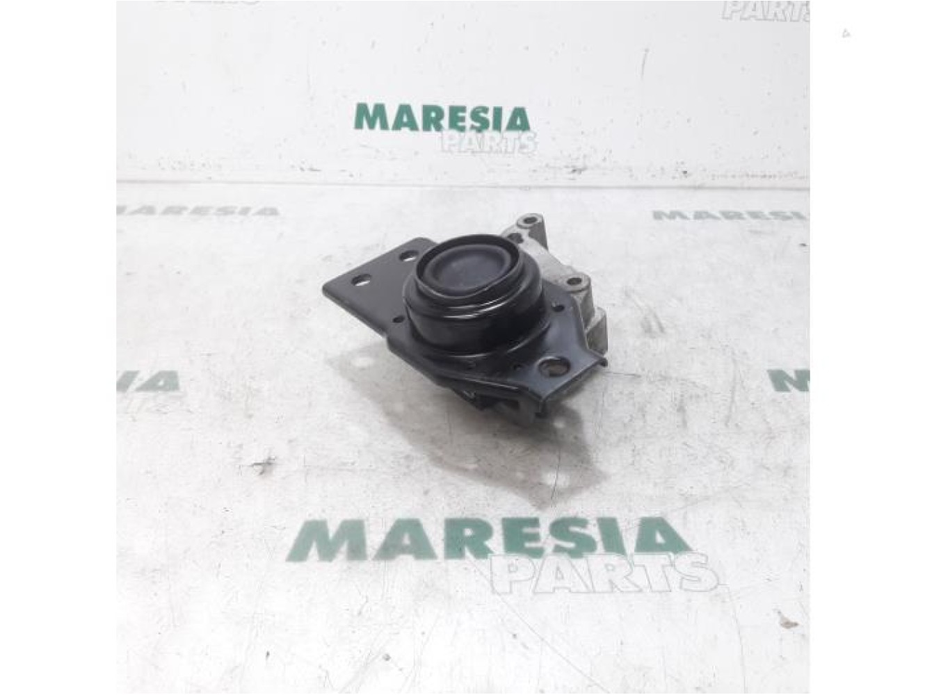 Renault - Koleos - Engine mount