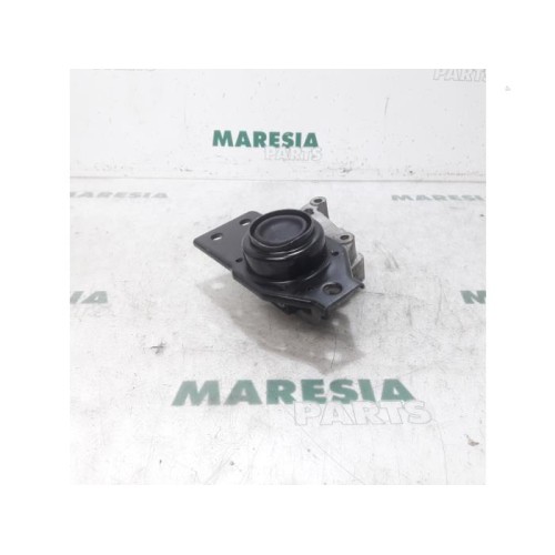 Renault - Koleos - Engine mount
