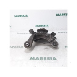 Alfa Romeo - 159 - Fusee links-achter