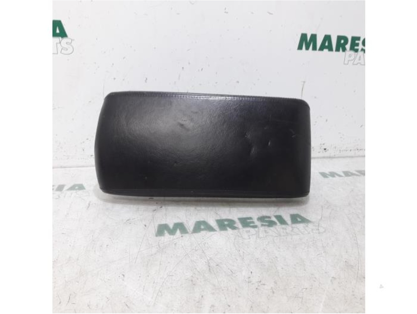 Peugeot - 407 - Armrest