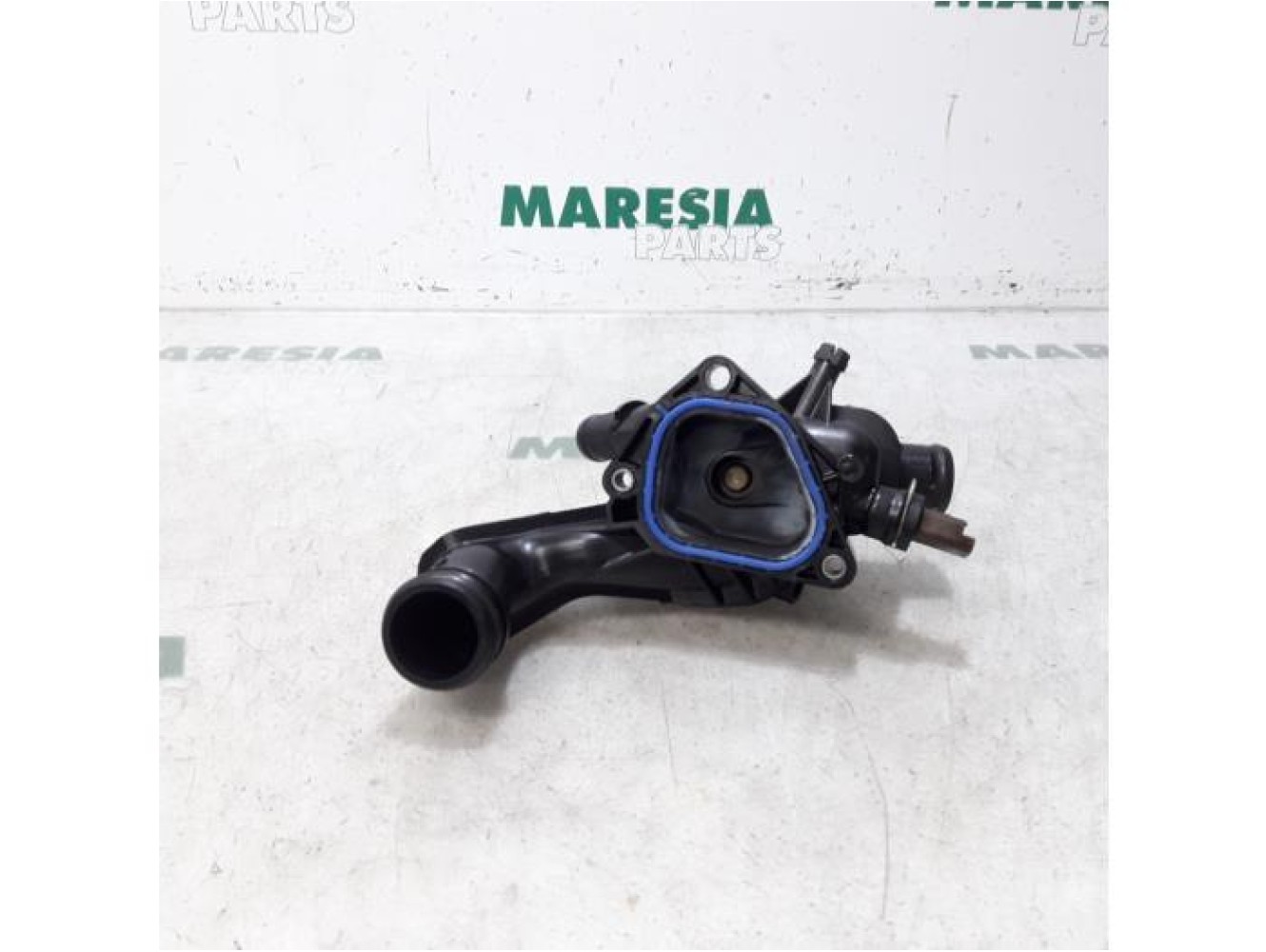 Peugeot - 308 - Thermostat housing