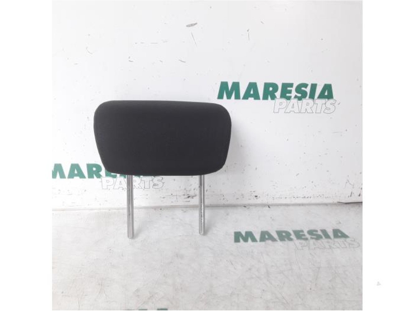 Alfa Romeo - Giulietta - Headrest