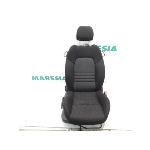 Peugeot - 407 - Seat, right
