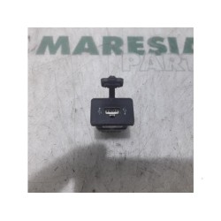 Fiat - Punto - AUX/USB aansluiting