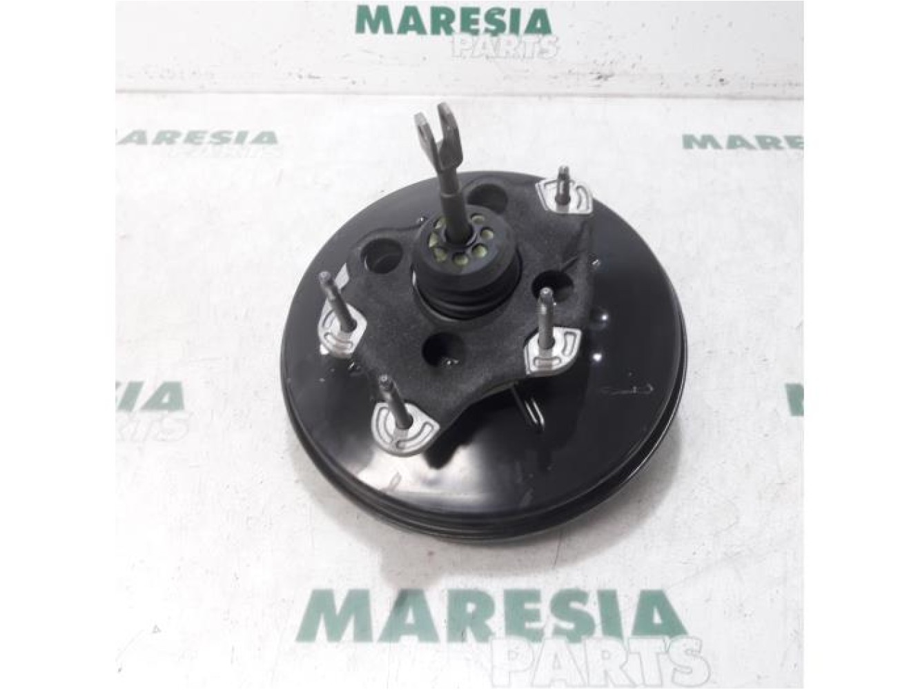 Renault - Clio - Brake servo