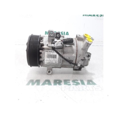 Renault - Clio - Air conditioning pump