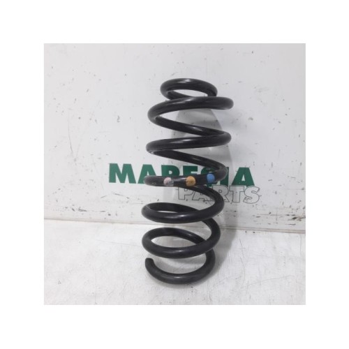 Renault - Clio - Rear coil spring