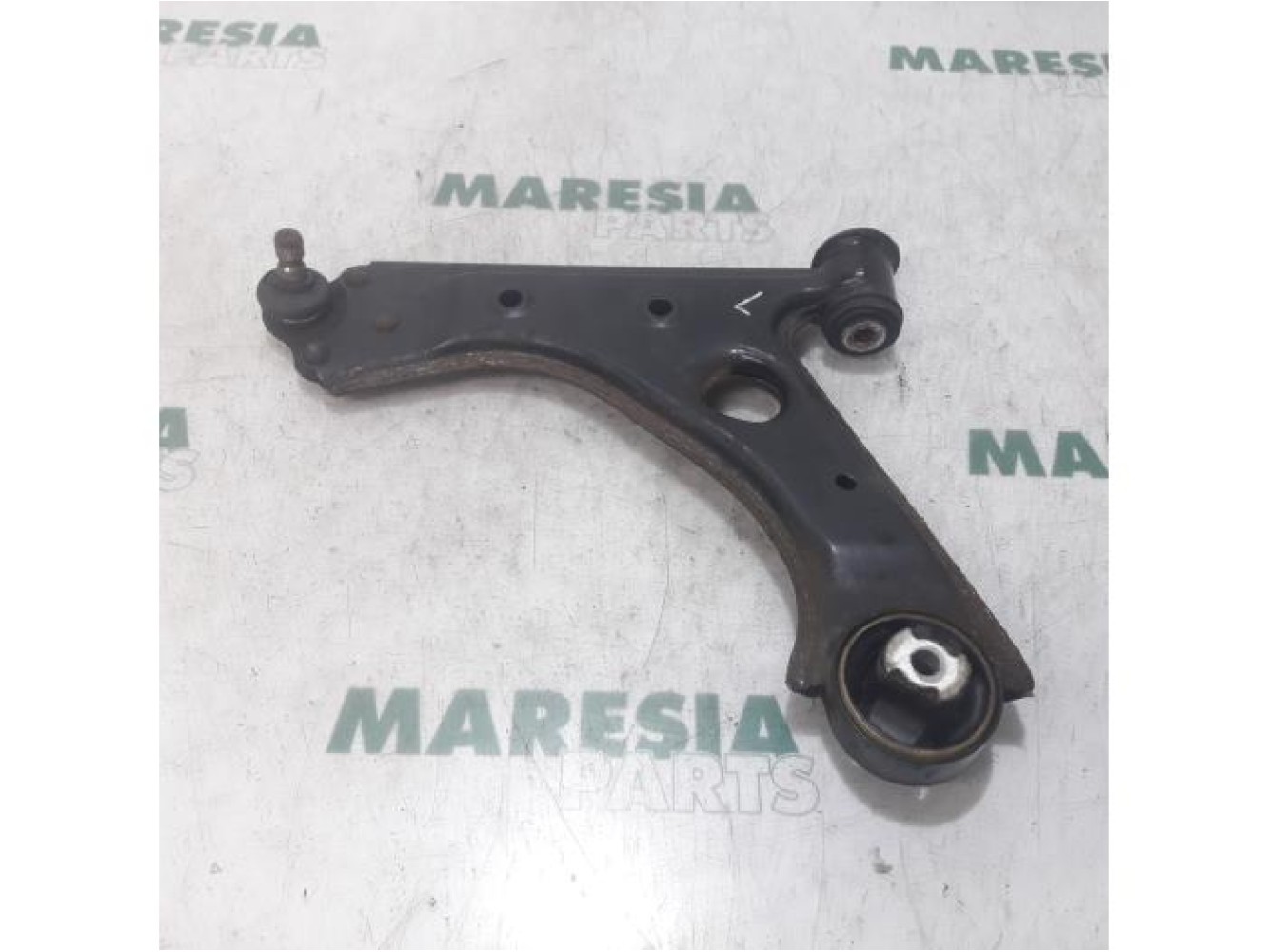 Fiat - Punto - Front lower wishbone, left