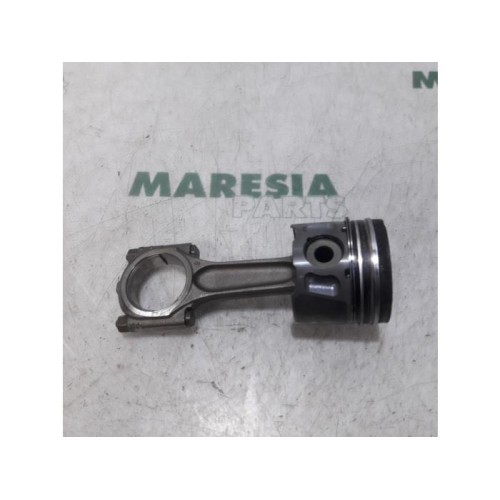 Citroen - C4 Picasso - Piston