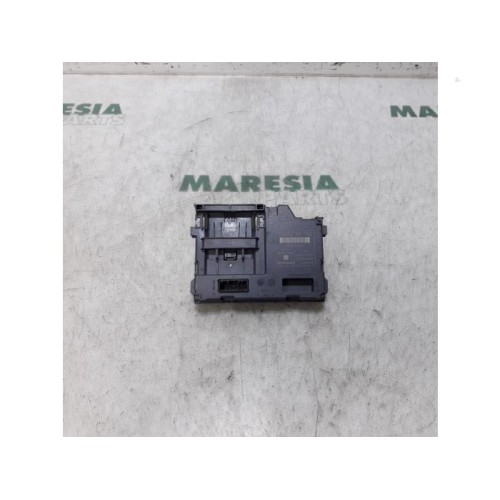 Renault - Clio - Card reader (lock)