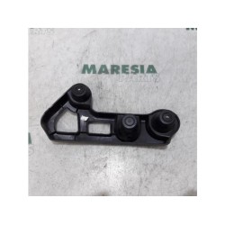Renault - Clio - Rear bumper frame