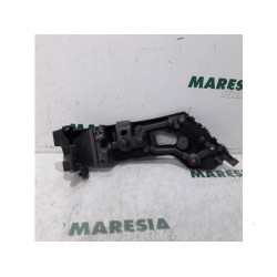 Renault - Clio - Bumperframe achter