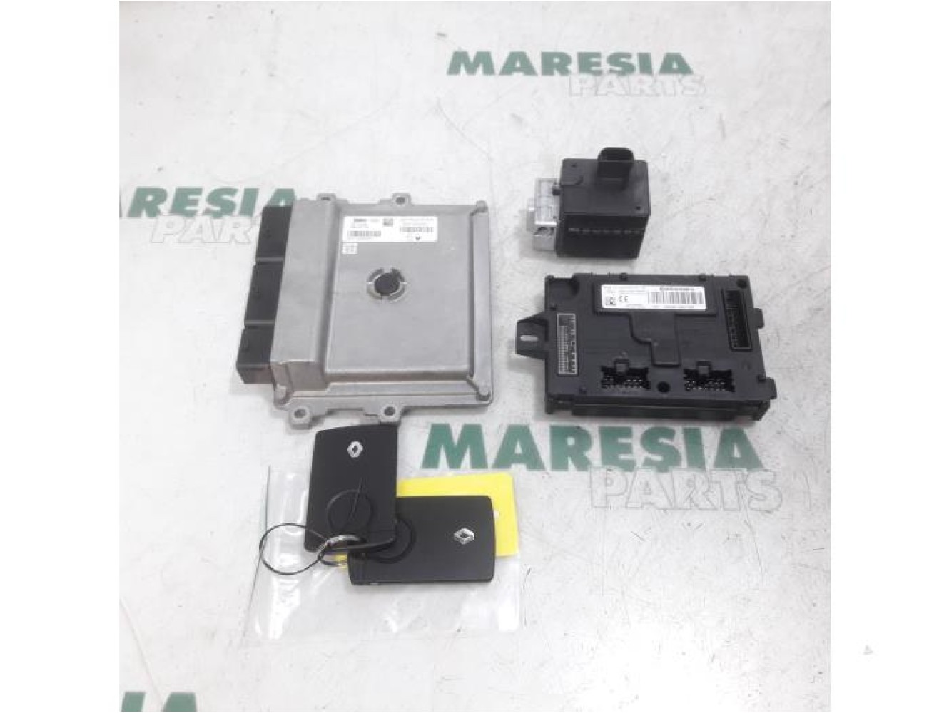 Renault - Clio - Engine management computer