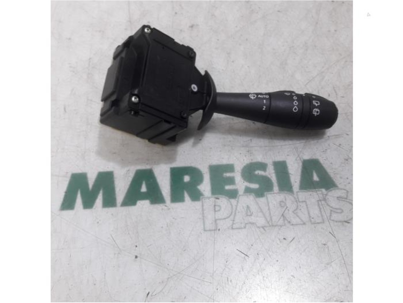 Renault - Clio - Wiper switch