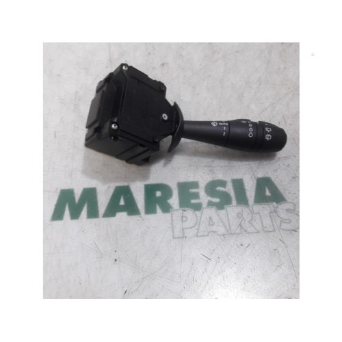 Renault - Clio - Wiper switch