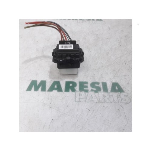 Renault - Clio - Heater resistor