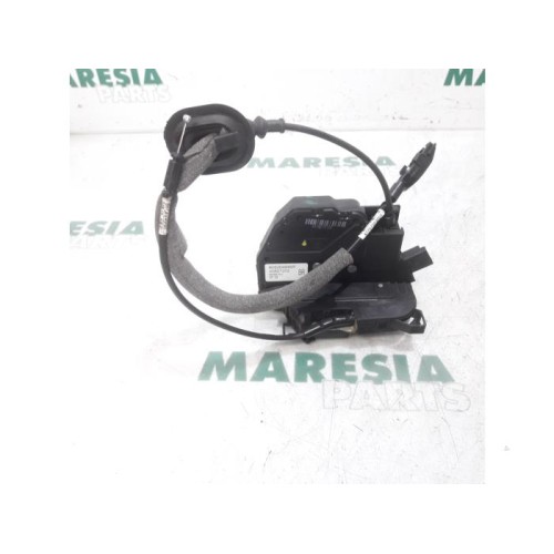 Renault - Clio - Front door lock mechanism 4-door, right