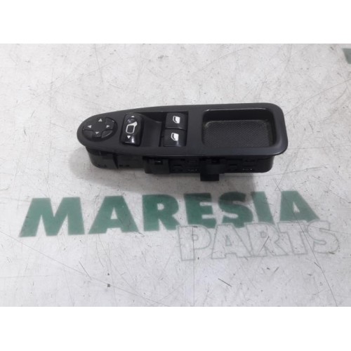 Peugeot - Expert - Multi-functional window switch