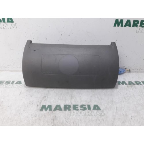Peugeot - Expert - Right airbag (dashboard)