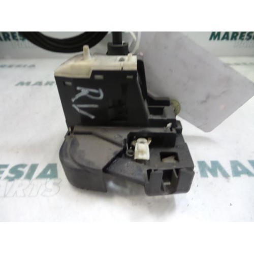Renault - Clio - Door lock mechanism 2-door, right