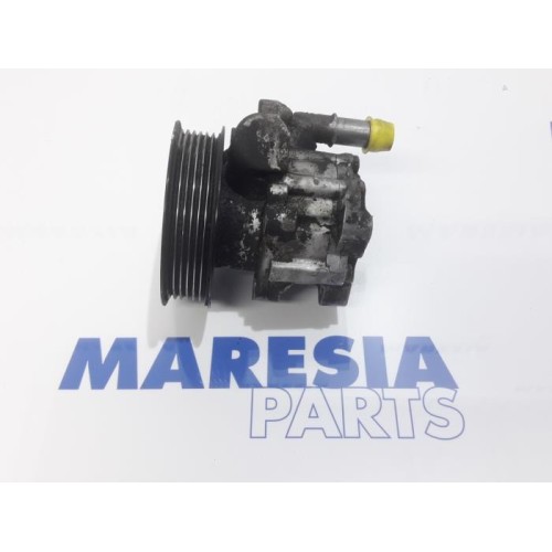Citroen - C6 - Power steering pump