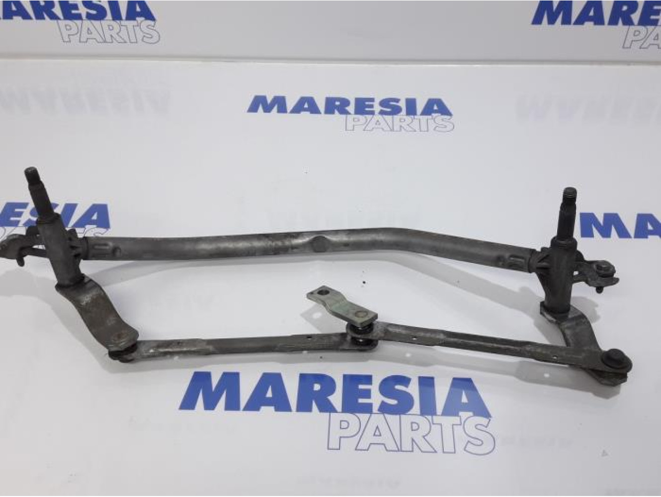Peugeot - 207 - Wiper mechanism