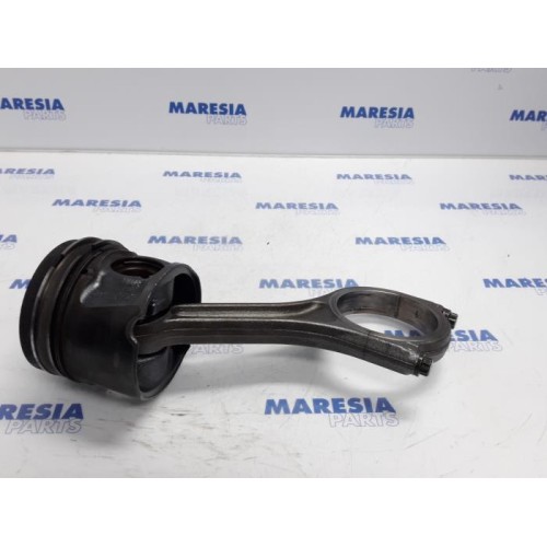 Citroen - C6 - Piston