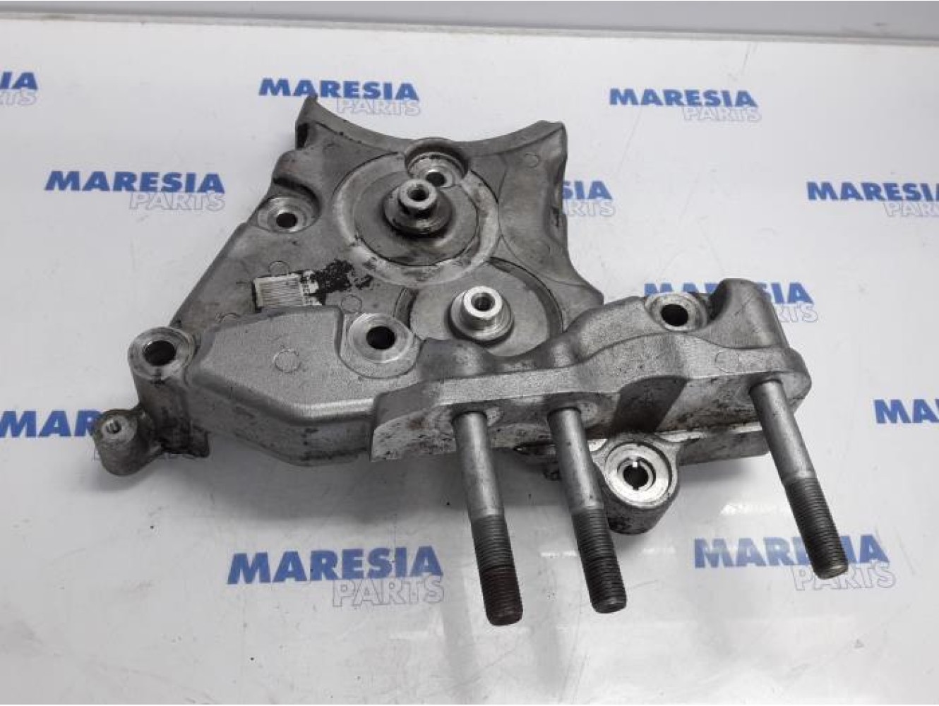 Fiat - Doblo - Engine mount