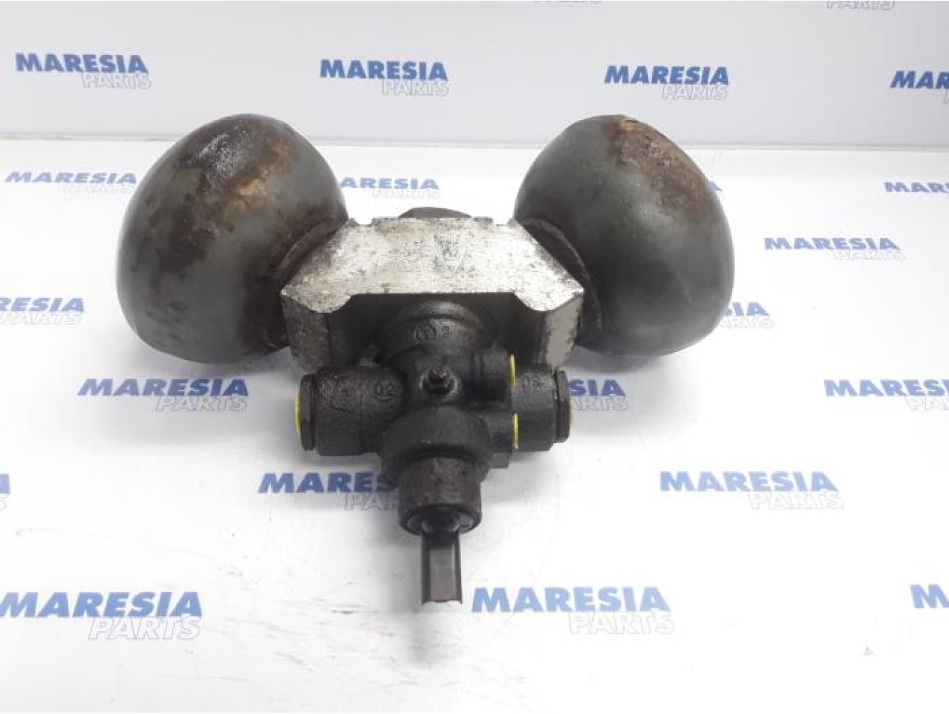 Citroen - C6 - Suspension sphere