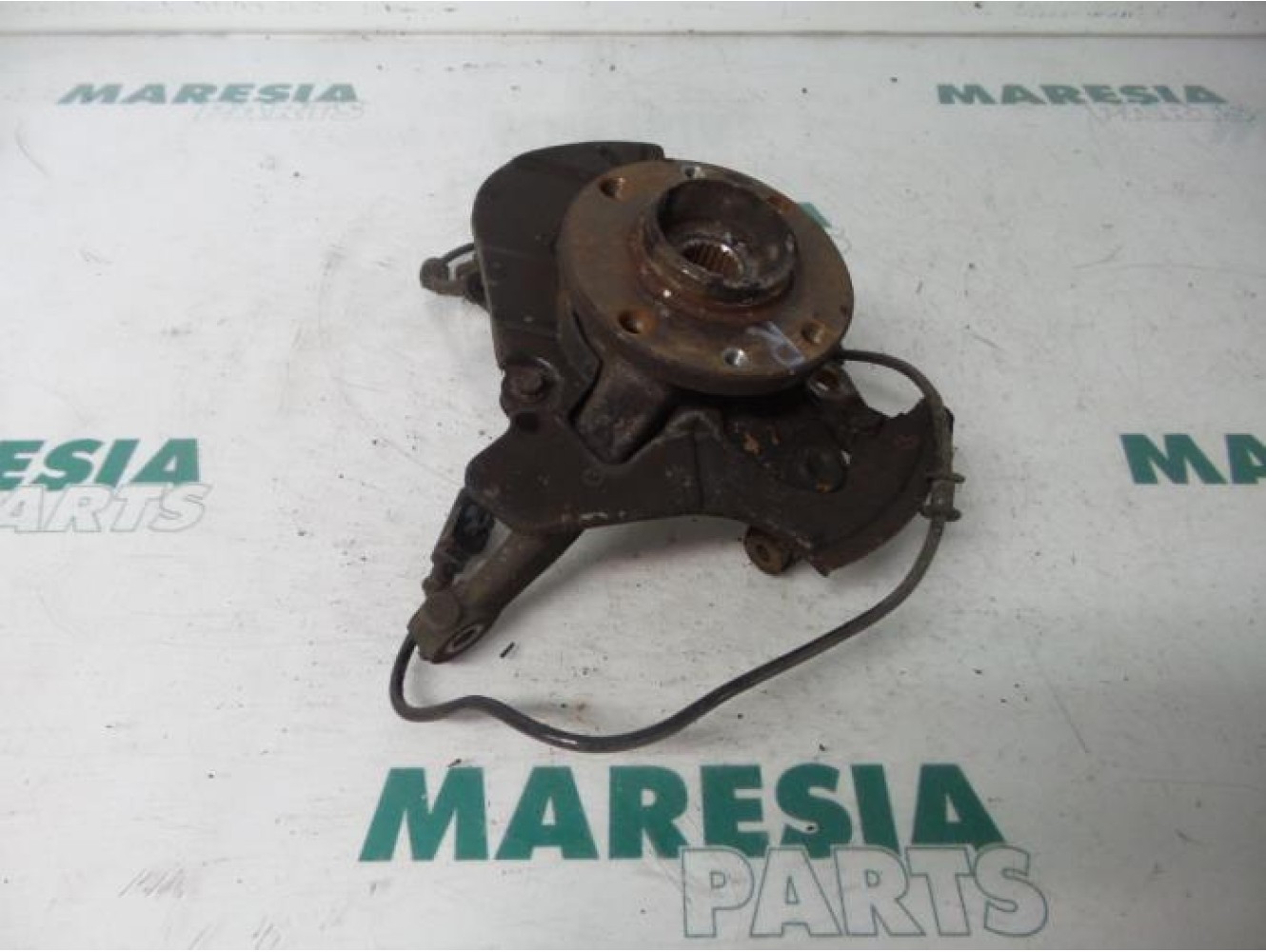 Fiat - Panda - Knuckle, front right