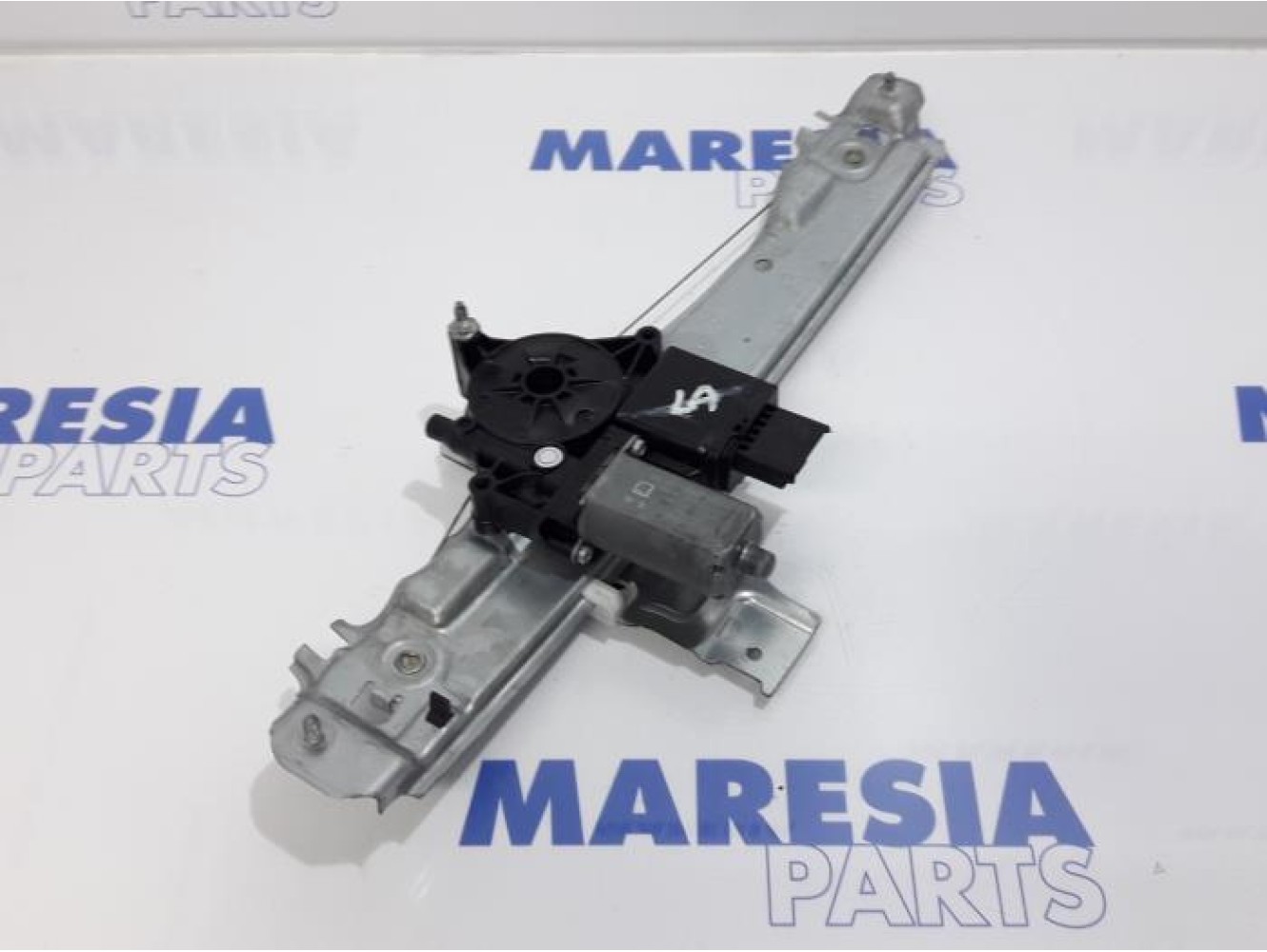 Peugeot - 2008 - Fenstermechanik 4-türig links hinten