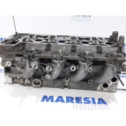 Peugeot - Expert - Cylinder head
