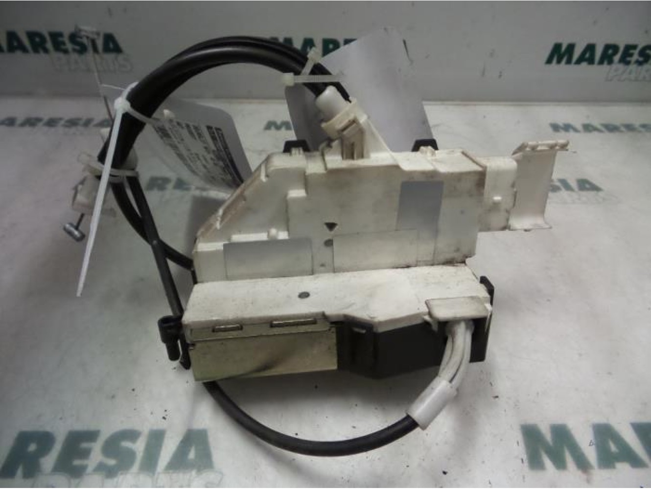 Peugeot - 407 - Front door lock mechanism 4-door, right