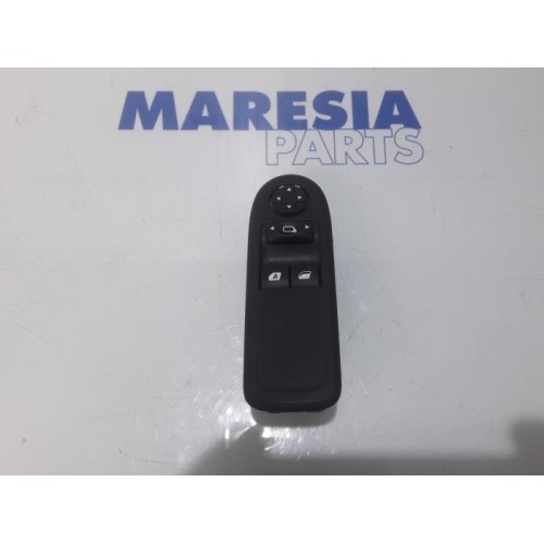 Citroen - C3 - Multi-functional window switch