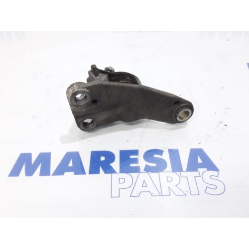 Renault - Megane - Support (miscellaneous)