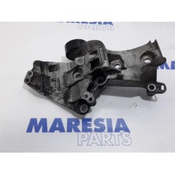 Renault - Megane - Support (miscellaneous)
