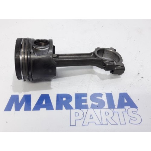 Renault - Megane - Piston